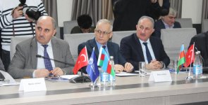 Baku hosts round table of Azerbaijani-Turkish media platform (PHOTO)