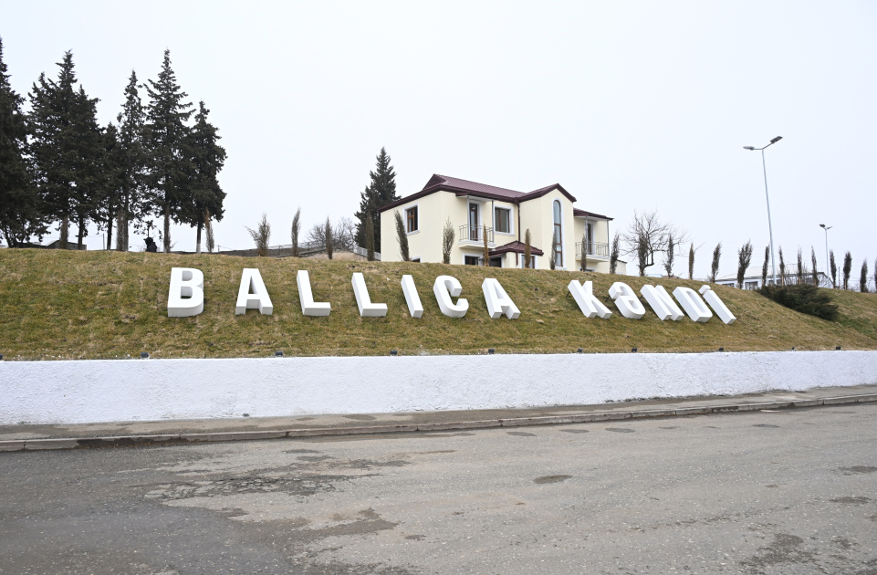 President Ilham Aliyev reviews restoration in Ballija village, meets relocated residents (PHOTO/VIDEO)