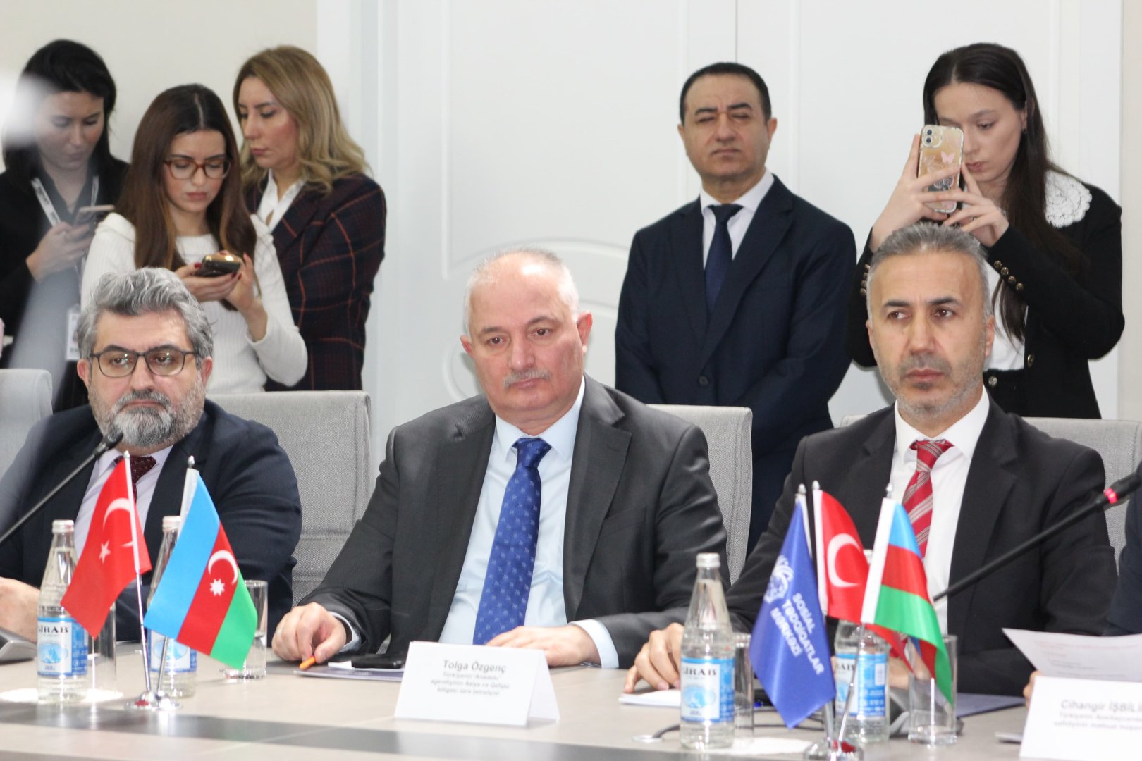 Baku hosts round table of Azerbaijani-Turkish media platform (PHOTO)