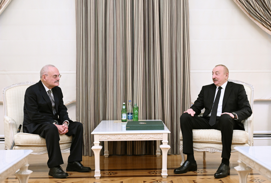 President Ilham Aliyev awards "Heydar Aliyev" Order to Artur Rasi-zade (PHOTO/VIDEO)