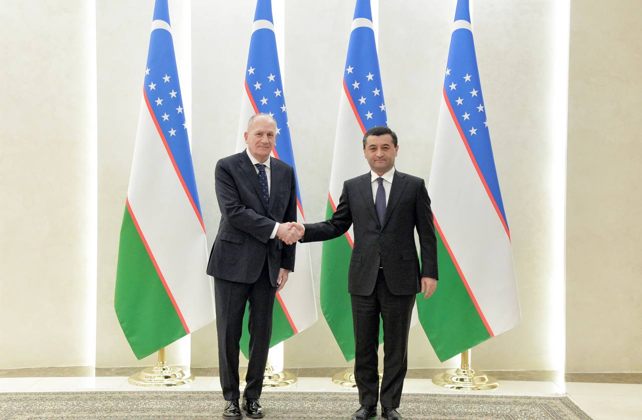 Newly appointed Georgian ambassador to Uzbekistan presents his credentials