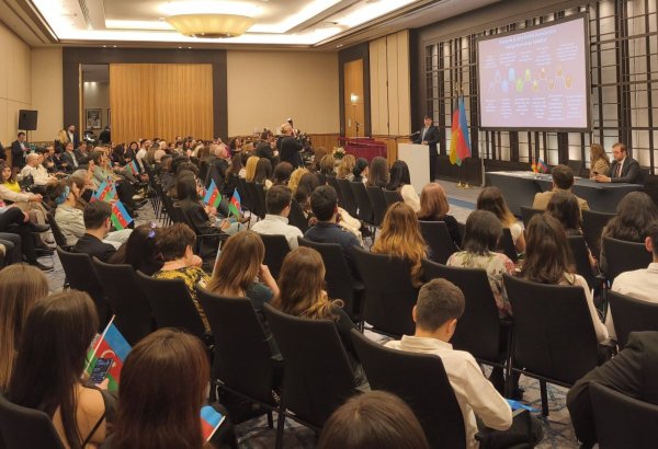 Azerbaijani diaspora holds meeting in Dusseldorf and nearby cities (PHOTO)