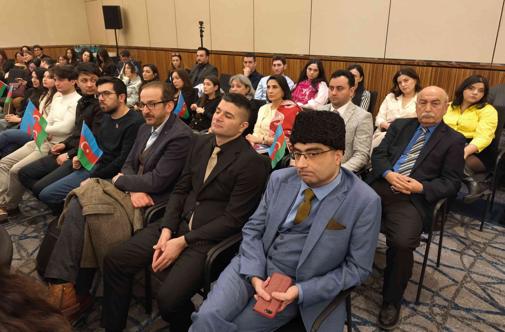 Azerbaijani diaspora holds meeting in Dusseldorf and nearby cities (PHOTO)