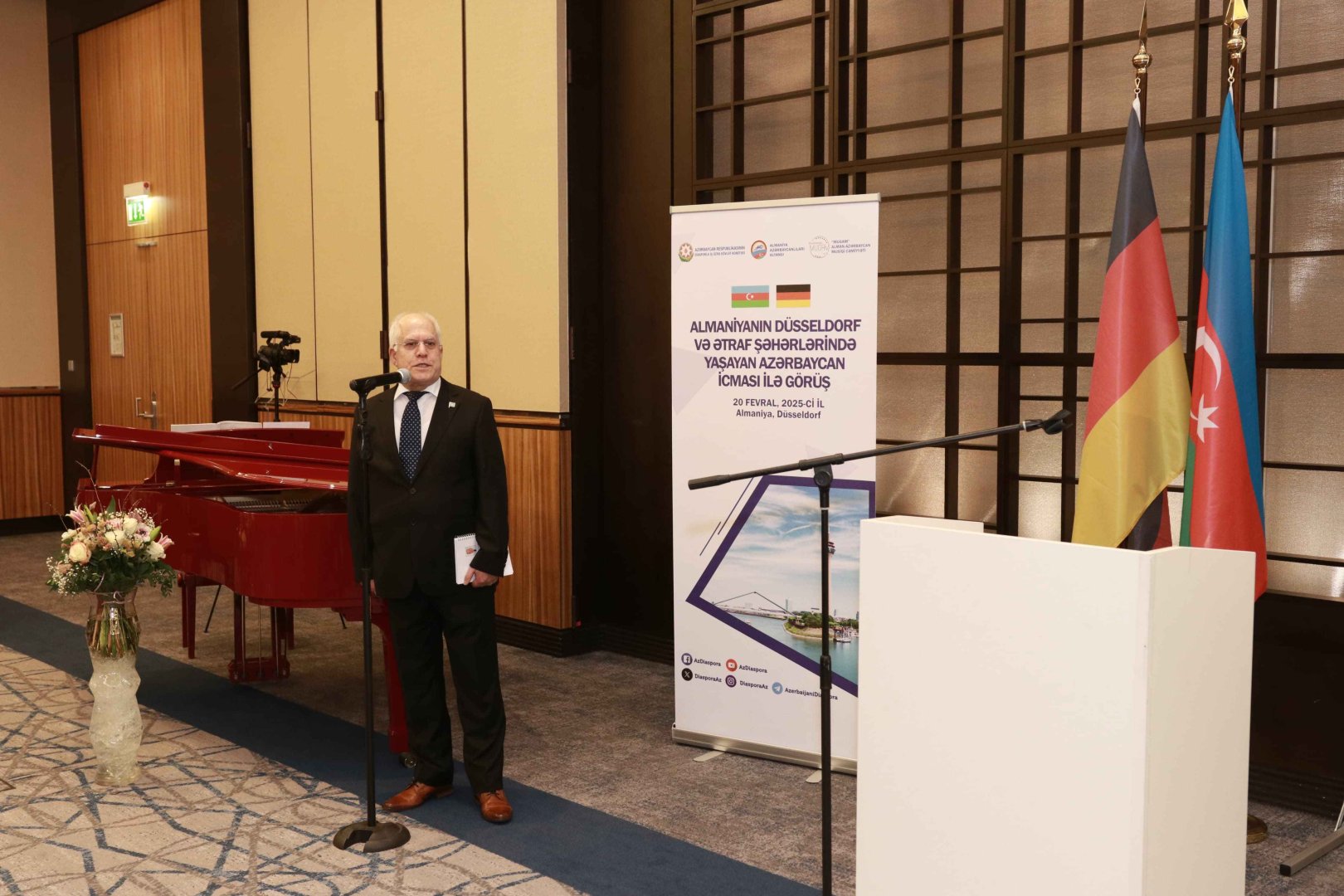 Azerbaijani diaspora holds meeting in Dusseldorf and nearby cities (PHOTO)
