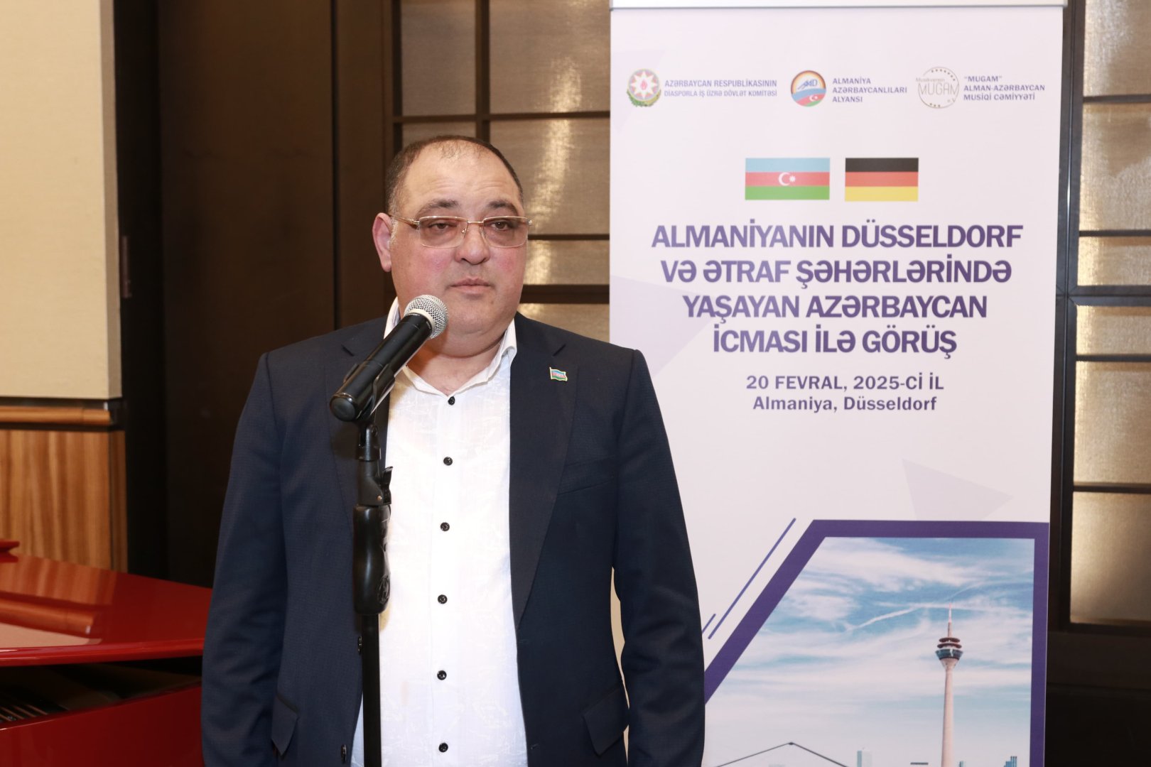 Azerbaijani diaspora holds meeting in Dusseldorf and nearby cities (PHOTO)