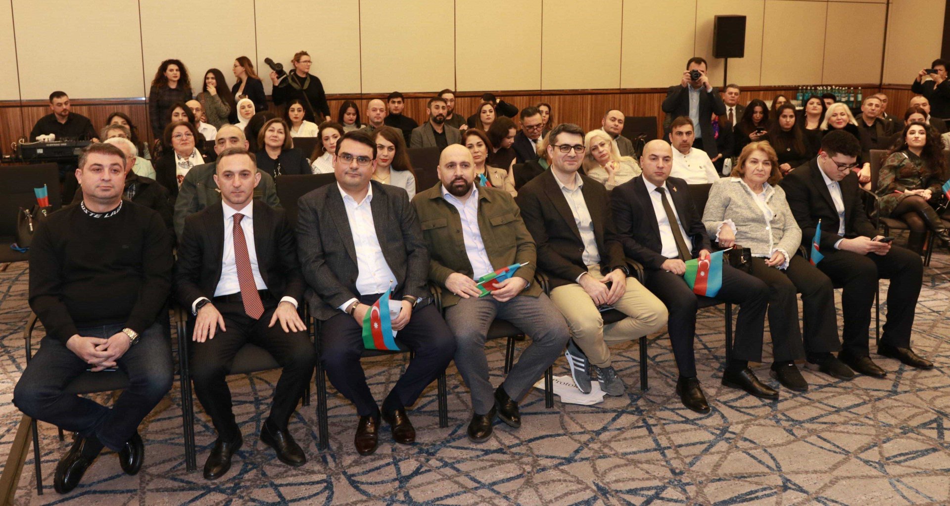 Azerbaijani diaspora holds meeting in Dusseldorf and nearby cities (PHOTO)