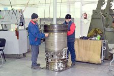 Foreign military attachés in Azerbaijan tour cutting-edge aviation repair plant (PHOTO)