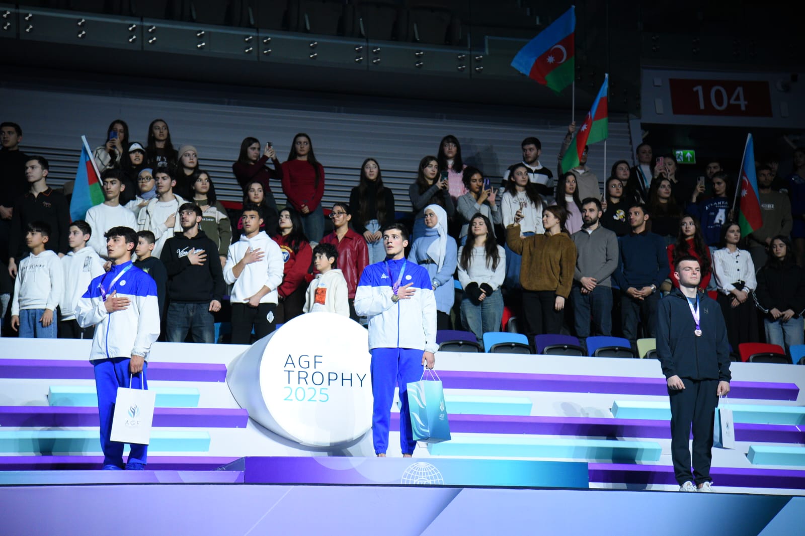 Azerbaijani gymnasts winning gold and silver at World Cup (PHOTO)