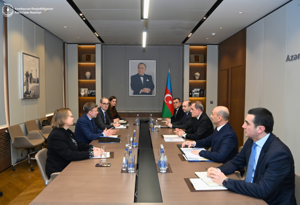 Azerbaijan, Netherlands focus on impediments to peace process