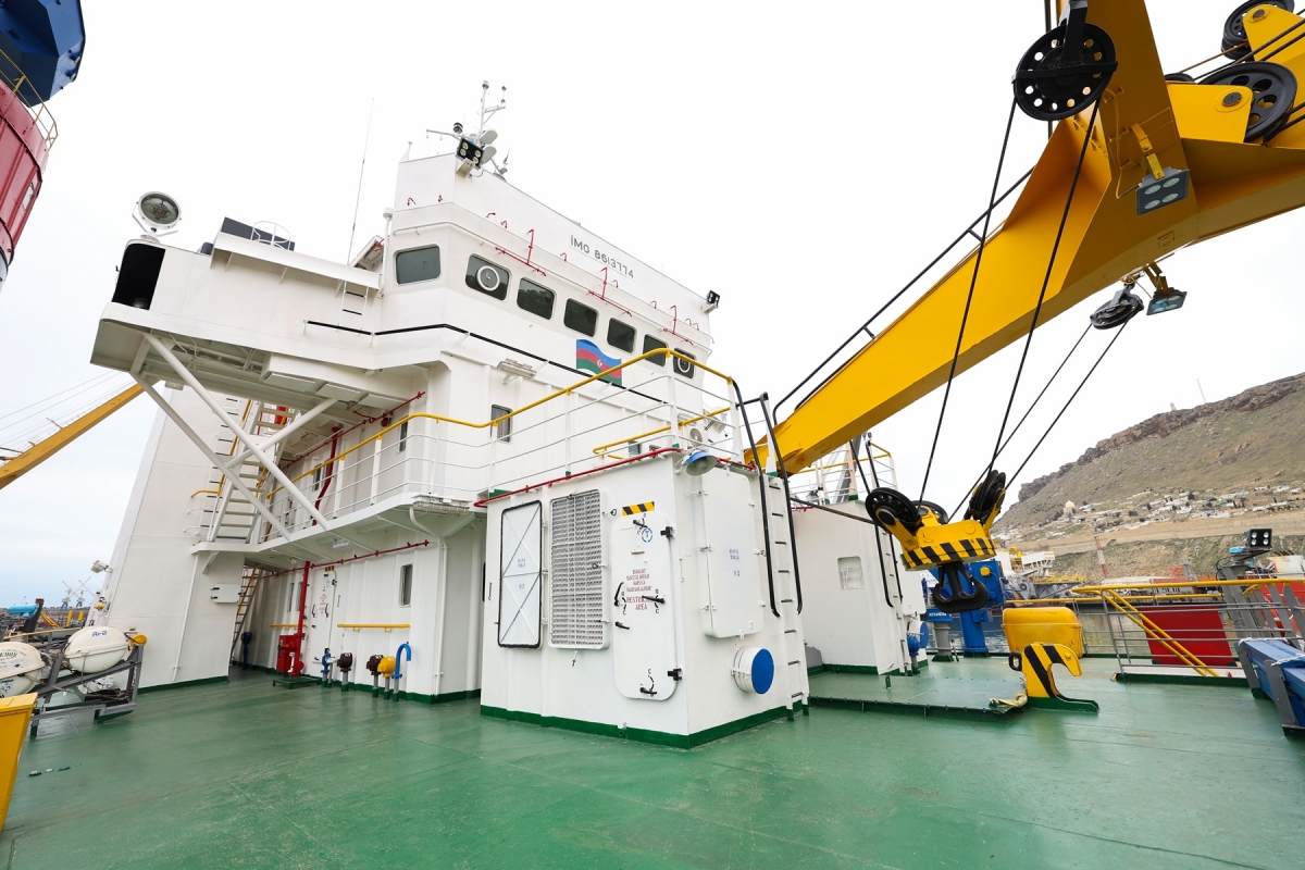 Aydin Mammadov crane vessel rejoins ASCO's fleet following upgrades