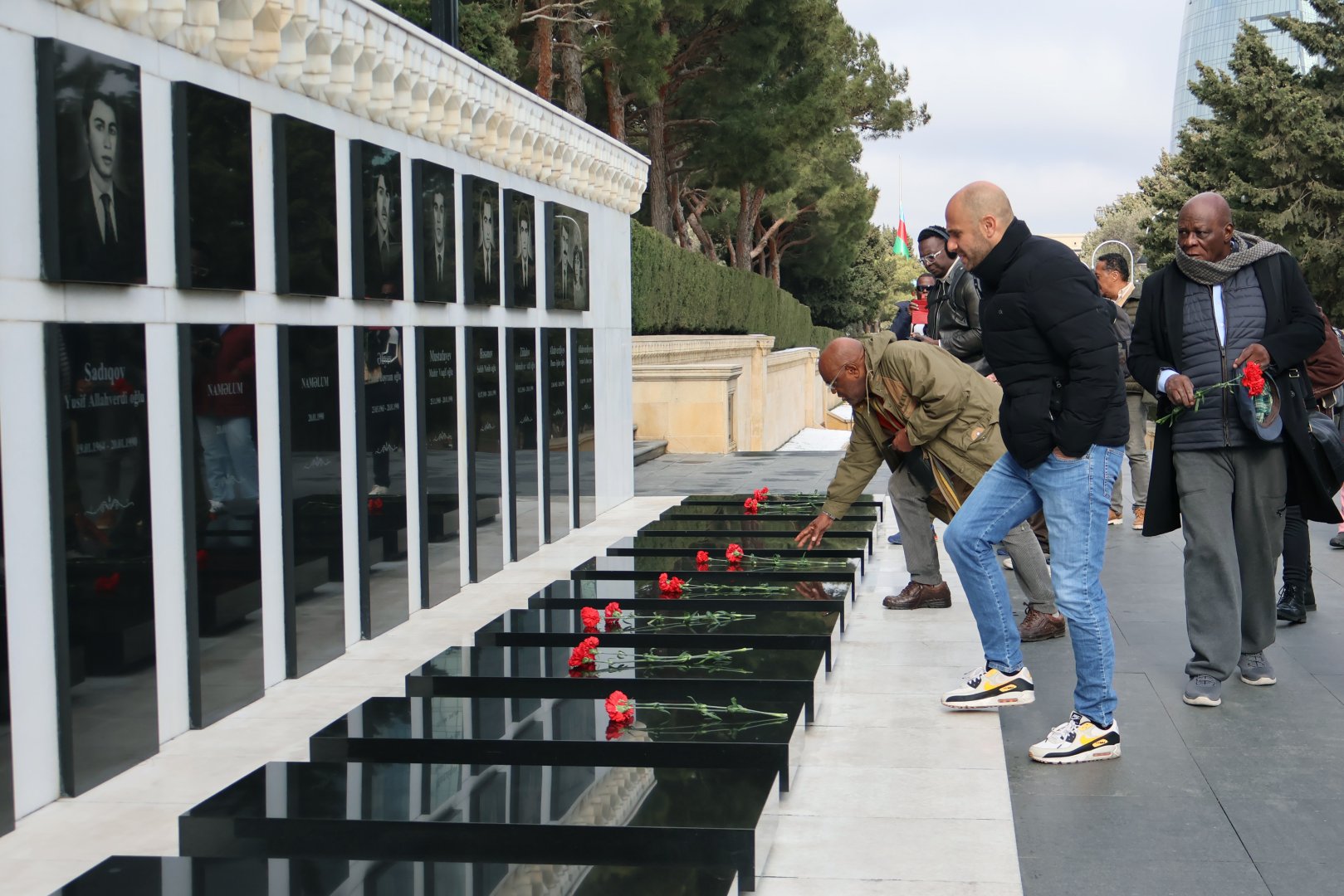 French colonial territories' media pay respects at Alley of Martyrs (PHOTO/VIDEO)