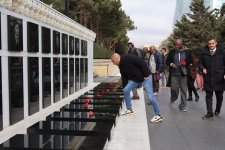 French colonial territories' media pay respects at Alley of Martyrs (PHOTO/VIDEO)