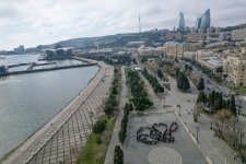 Azerbaijani volunteers hold flashmob honoring Khojaly genocide victims (PHOTO)