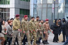 Azerbaijani people visit Khojaly genocide memorial to pay tribute to victims (PHOTO)