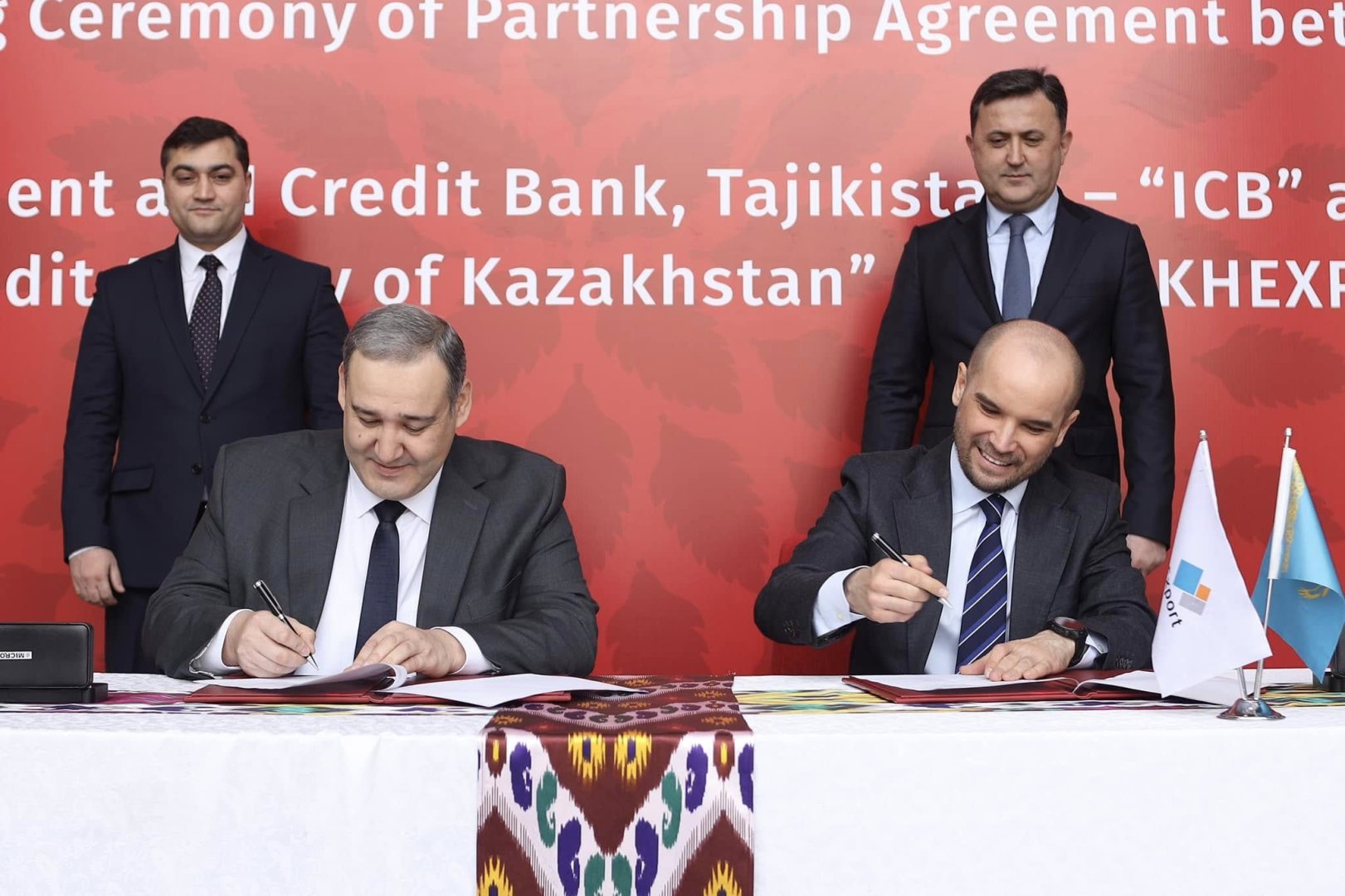 Tajikistan's Investment Credit Bank and KazakhExport to cowork on trade financing