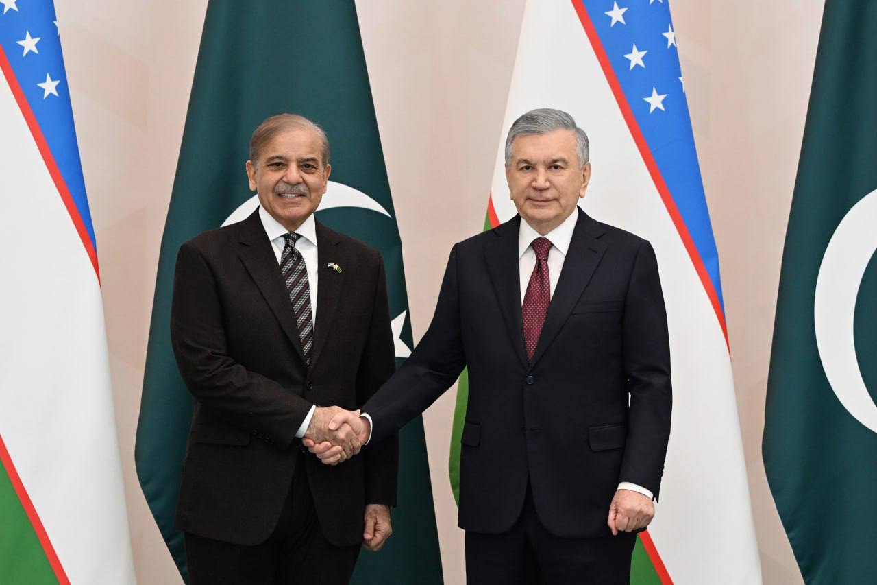 Uzbekistan's Tashkent hosts official welcome ceremony for Pakistani PM