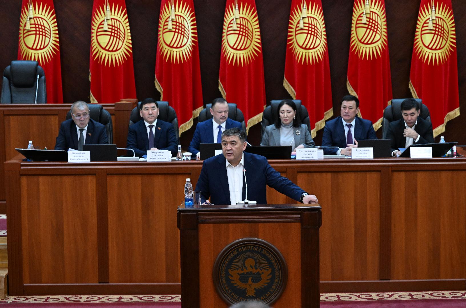 Kyrgyz parliament nods key papers on Kyrgyz-Tajik border deal