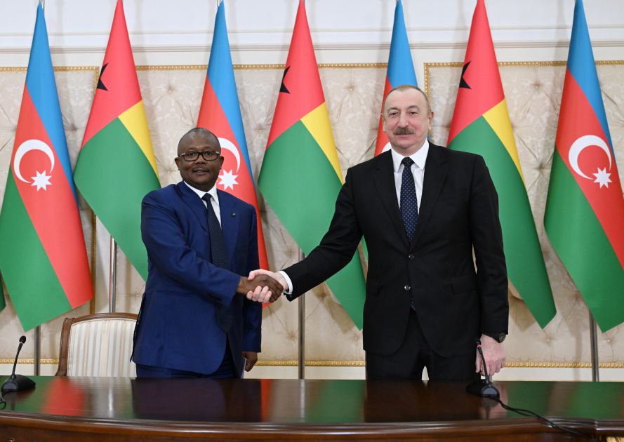 President Ilham Aliyev, President of Guinea-Bissau make press statements (PHOTO)