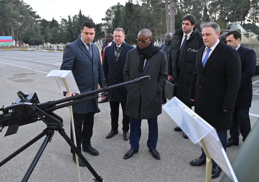 President of Guinea-Bissau visits Azerbaijan's military commando unit (PHOTO)