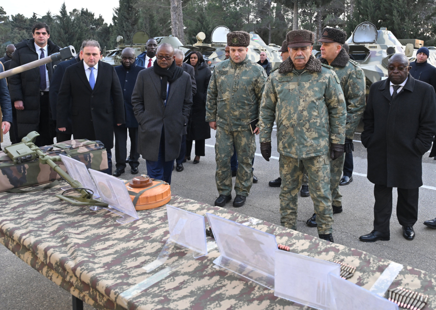 President of Guinea-Bissau visits Azerbaijan's military commando unit (PHOTO)