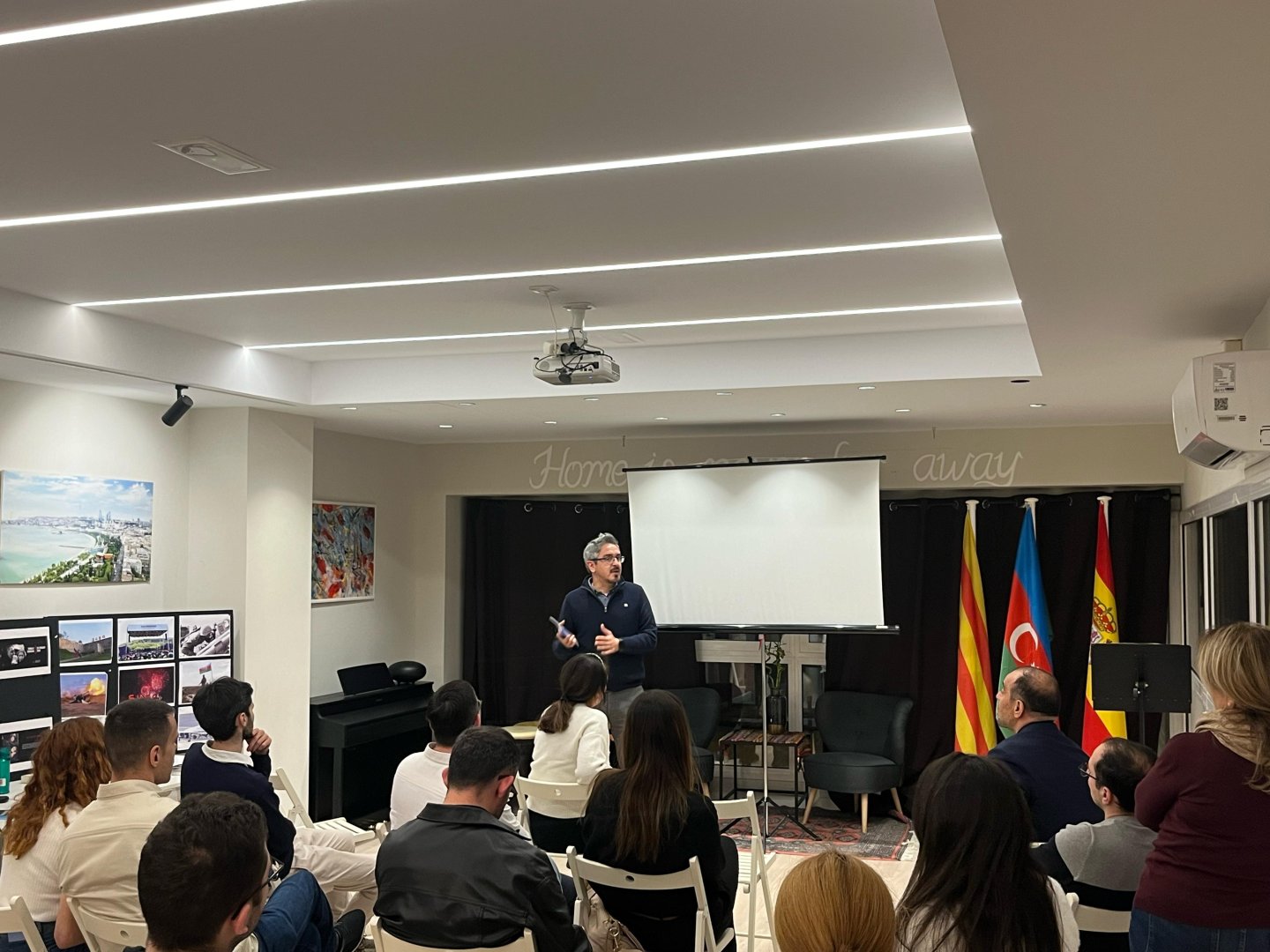 Azerbaijani house in Barcelona commemorates victims of Khojaly genocide (PHOTO)