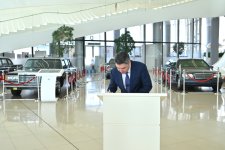 Kazakhstan's PM visits Heydar Aliyev Center in Azerbaijan's Baku (PHOTO)