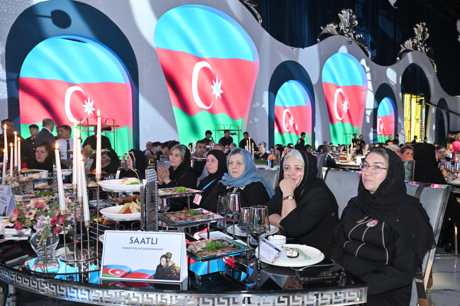 Arzu Aliyeva attends Iftar ceremony with mothers of martyrs (PHOTO)