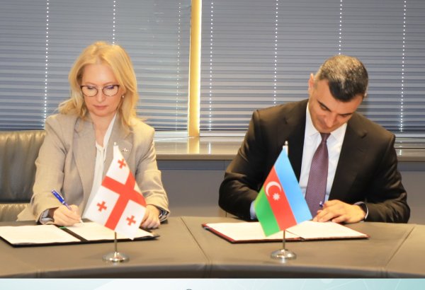 Central Bank of Azerbaijan, National Bank of Georgia ink memo to reinforce financial ties (PHOTO)