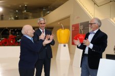 Heydar Aliyev Center hosts Italian sculptor`s exhibition "Gifts of Nature" (PHOTO/VIDEO)