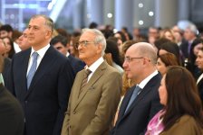 Heydar Aliyev Center hosts Italian sculptor`s exhibition "Gifts of Nature" (PHOTO/VIDEO)