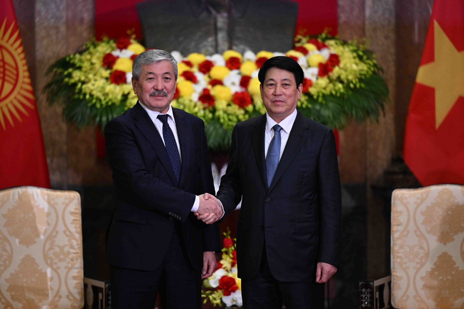 Kyrgyzstan invites Vietnamese president for official visit