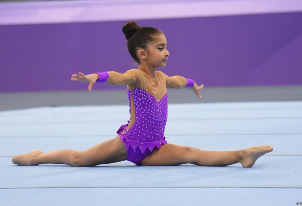 Baku championship and 30th National Acrobatic Gymnastics competition kick off (PHOTO)