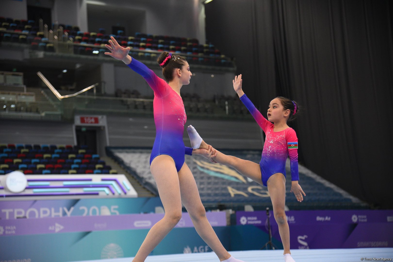 Baku championship and 30th National Acrobatic Gymnastics competition kick off (PHOTO)