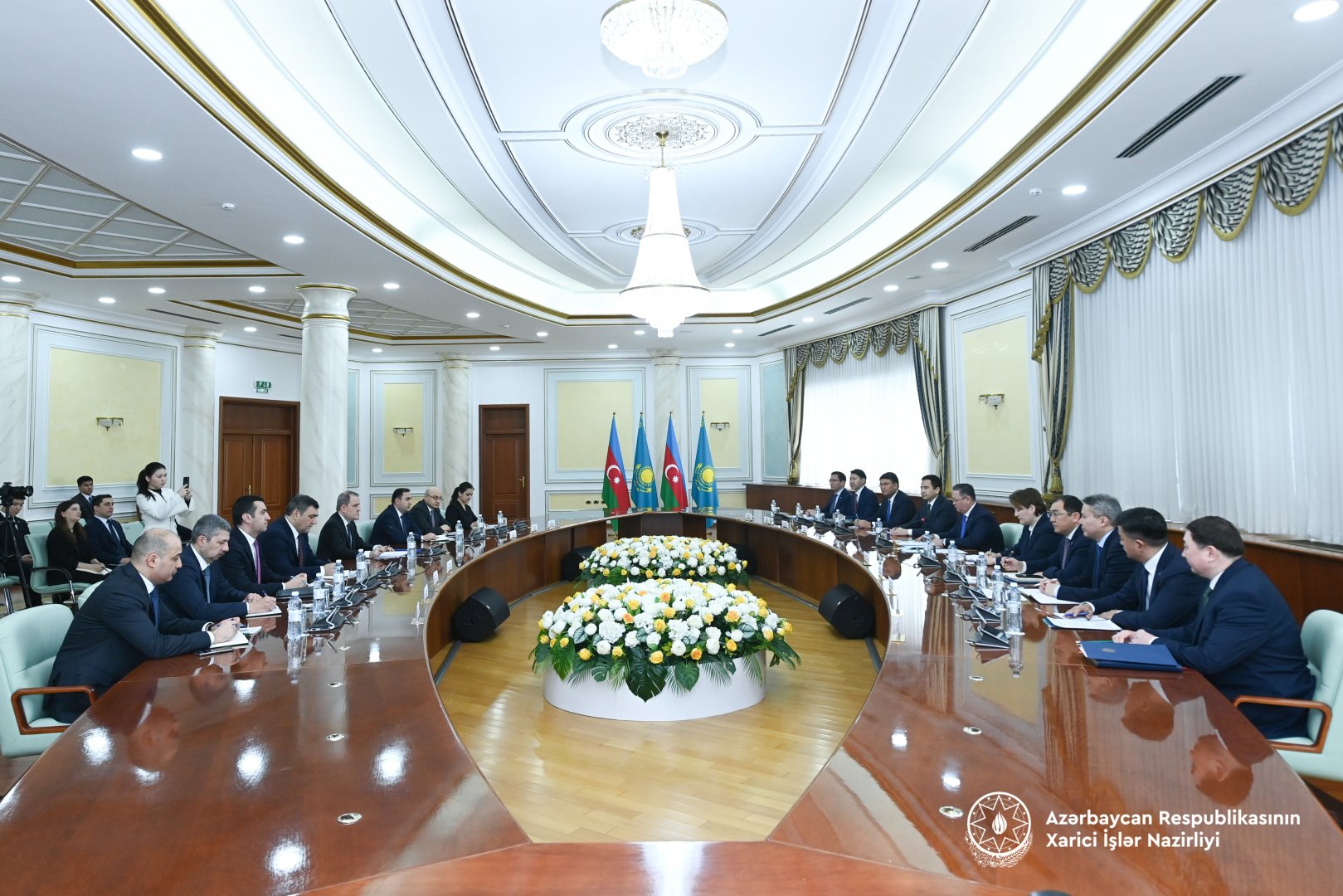 Azerbaijani FM focuses on strategic partnership talks with his Kazakh counterpart