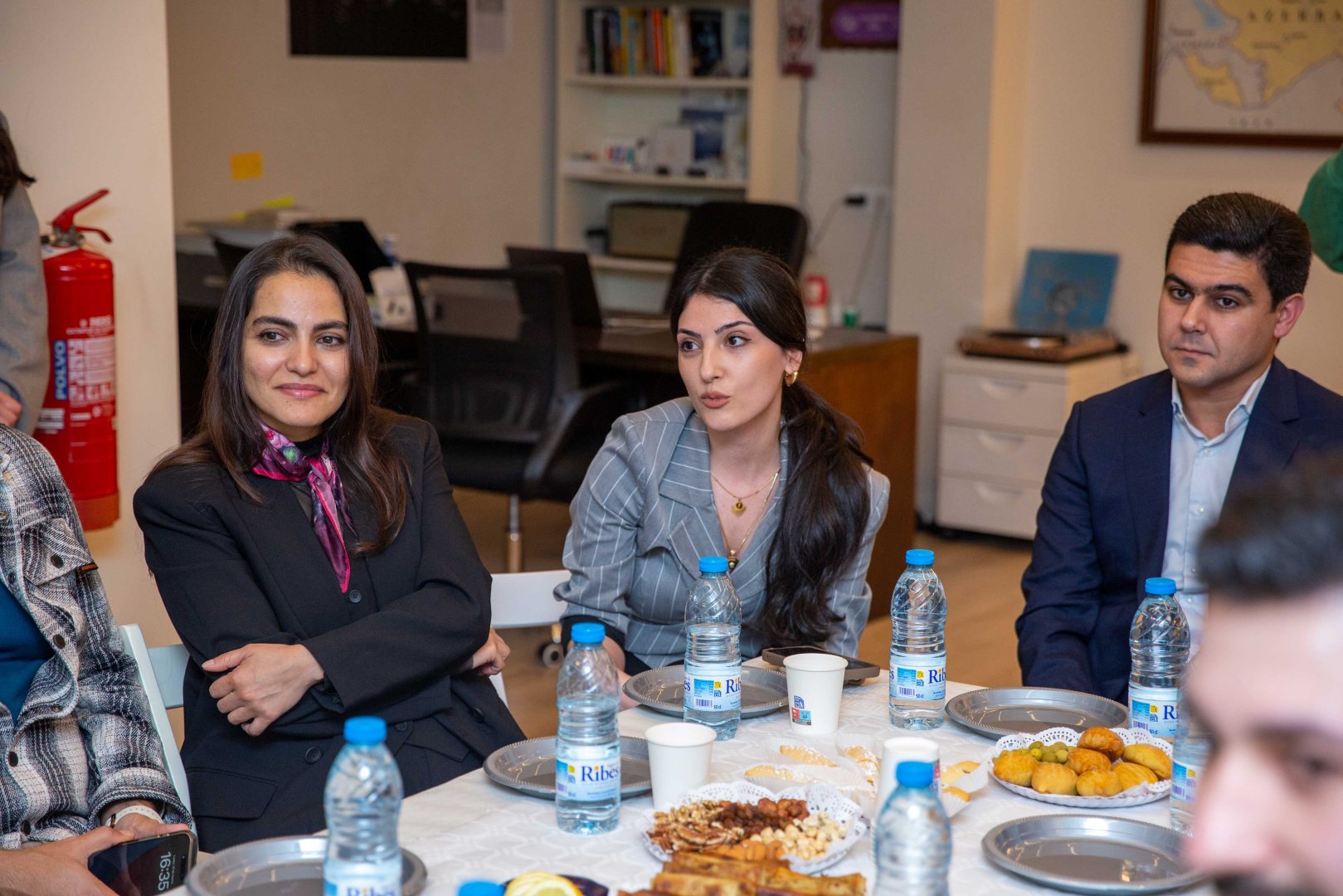 Azerbaijan's Diaspora Committee head visits Azerbaijan house in Barcelona (PHOTO)