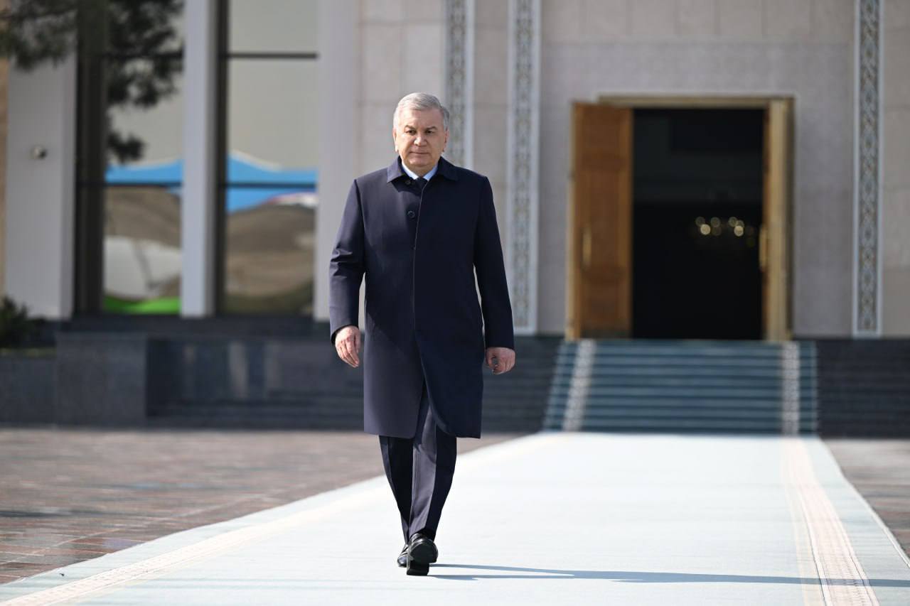 President of Uzbekistan departs for France on state visit