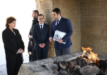 President of North Macedonia visits "Ateshgah Temple" in Azerbaijan's Baku (PHOTO)