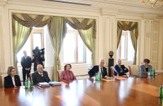 President Ilham Aliyev receives co-chairs and members of Board of Trustees of Nizami Ganjavi International Center (PHOTO/VIDEO)