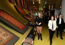 President of North Macedonia tours Azerbaijan's National Carpet Museum (PHOTO)