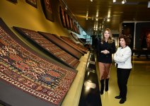 President of North Macedonia tours Azerbaijan's National Carpet Museum (PHOTO)