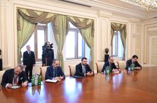 President Ilham Aliyev receives Bulgaria's Minister of Foreign Affairs (PHOTO)