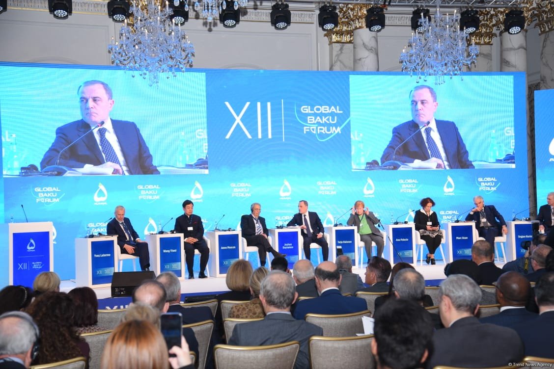 Global Baku Forum runs panel on "Reimagining Multilateralism for Multipolar World" (PHOTO)