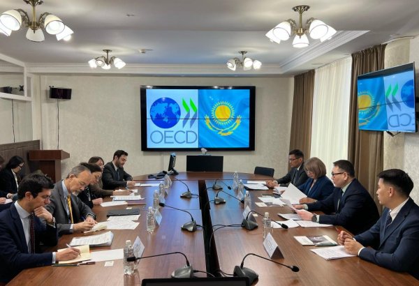 Kazakhstan raises role of Middle Corridor to boost international trade with OECD backing