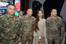 Leyla Aliyeva and Arzu Aliyeva attend Iftar ceremony with mothers of martyrs (PHOTO)