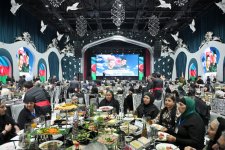 Leyla Aliyeva and Arzu Aliyeva attend Iftar ceremony with mothers of martyrs (PHOTO)