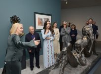 "The Mystery of the Rose" exhibition by sculptor Andrey Ostashov opens at Heydar Aliyev Center (PHOTO)