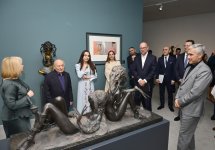 "The Mystery of the Rose" exhibition by sculptor Andrey Ostashov opens at Heydar Aliyev Center (PHOTO)