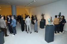 "The Mystery of the Rose" exhibition by sculptor Andrey Ostashov opens at Heydar Aliyev Center (PHOTO)