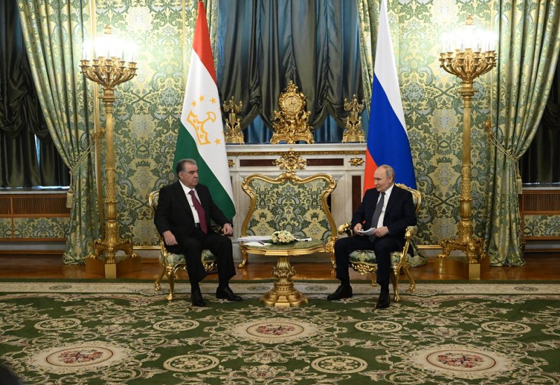 Tajikistan, Russia sign number of documents on cooperation