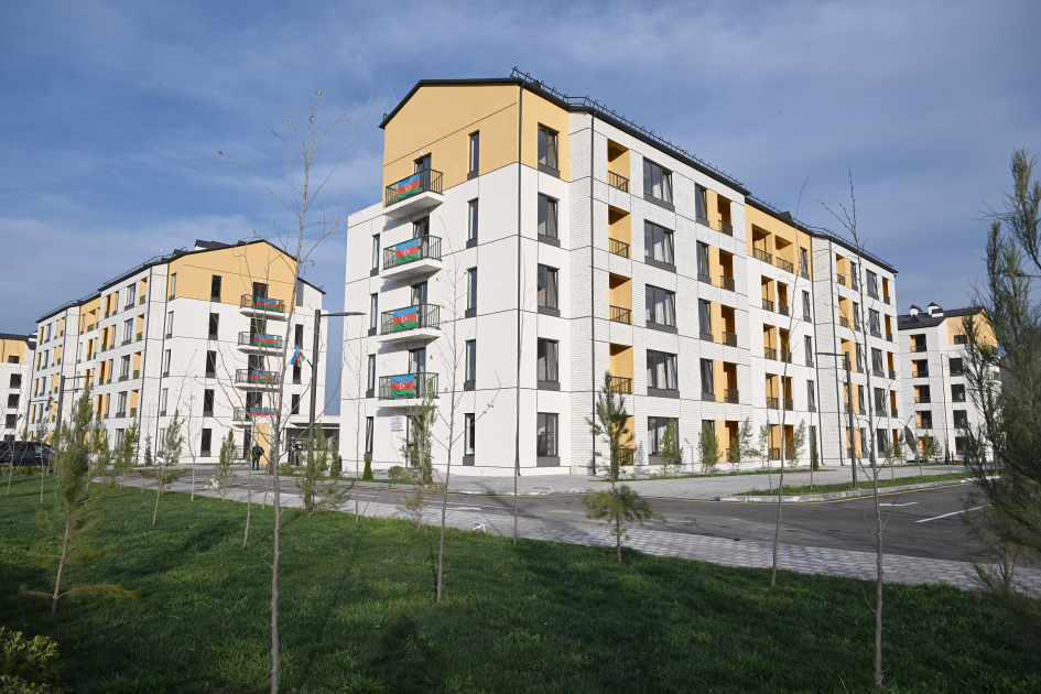 President Ilham Aliyev, First Lady Mehriban Aliyeva attend inauguration of Sugovushan residential complex (PHOTO/VIDEO)